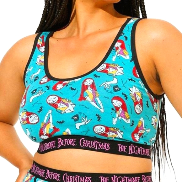❤️NWT VINTAGE TORRID BRALETTE NIGHTMARE BEFORE CHRISTMAS WIRELESS SPORTS BRA - Picture 14 of 16